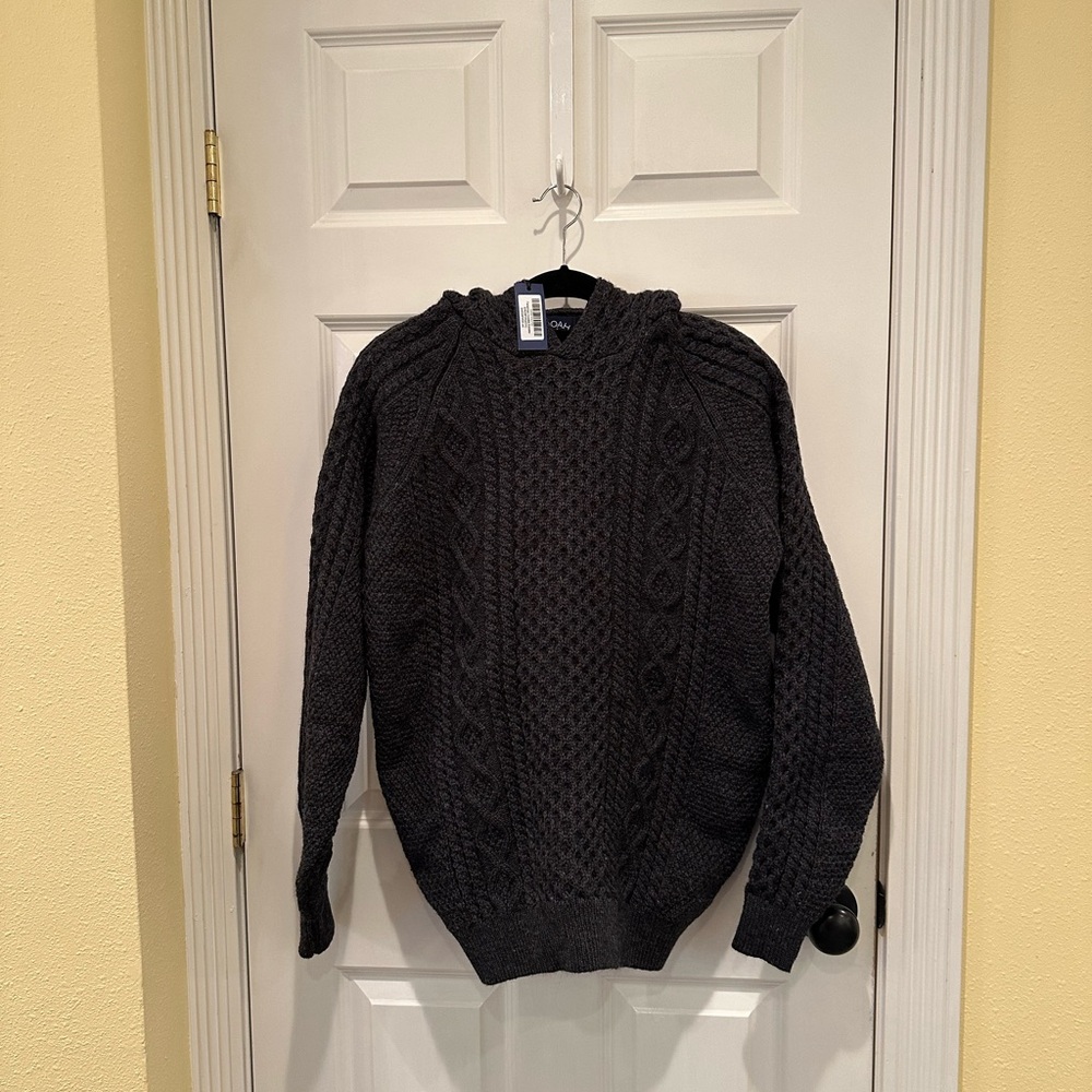 Men's Black Cable Knit Sweater